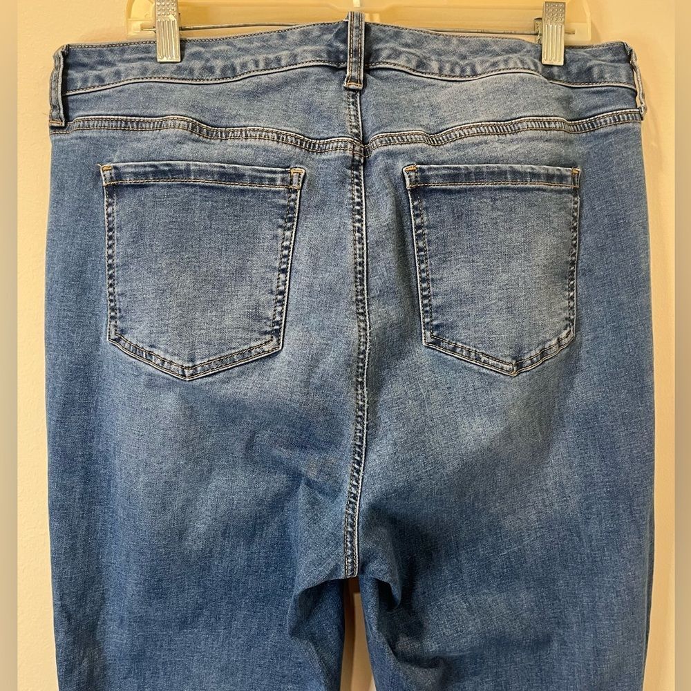 Torrid Trio Fit Slim Boot Denim Blue Jeans Stretch Size 16 - Picture 8 of 14